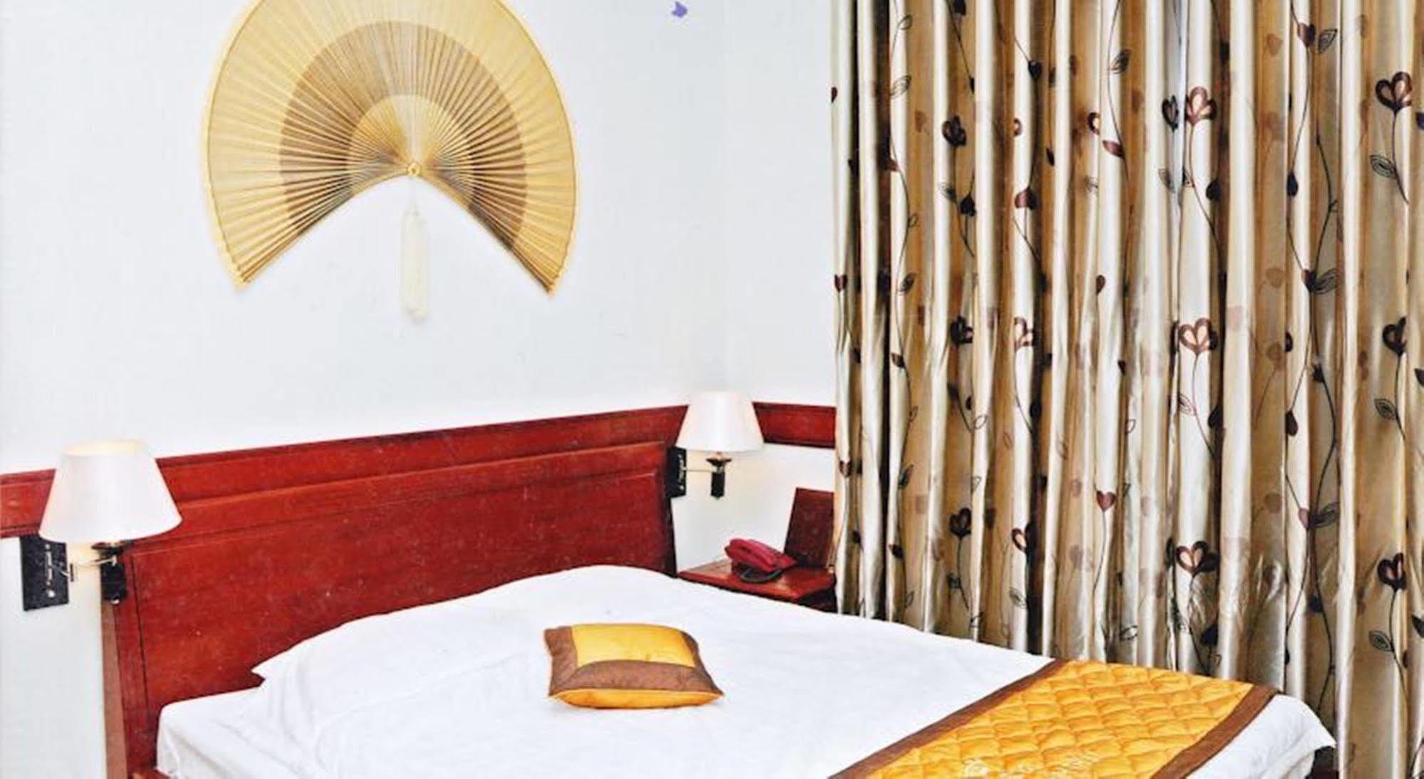Khách sạn Hoang Thanh Thuy 1